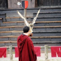 20150403-161748-739-N